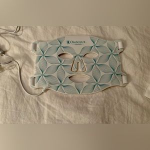 Omnilux Contour LED face mask